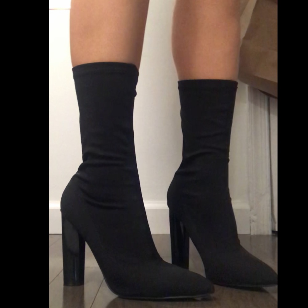NEW PUBLIC DESIRE BLACK SOCK BOOTS